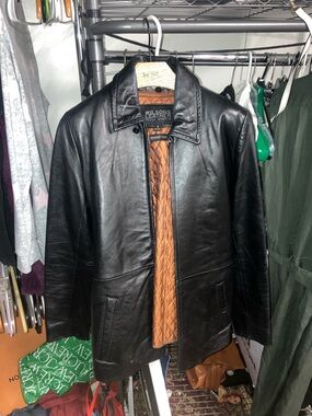 Wilsons Leather Black Leather insulated belted zip up